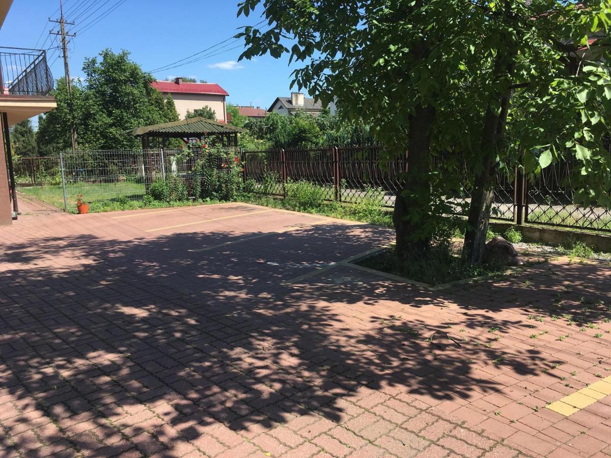 Noclegi Pracownicze Zielonka  Bagian luar foto