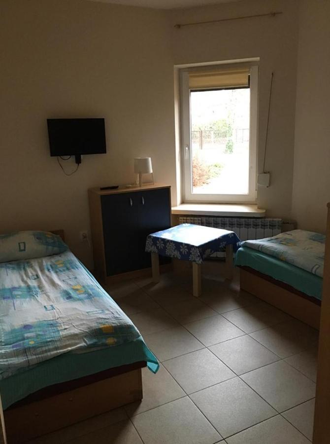 Noclegi Pracownicze Zielonka  Bagian luar foto